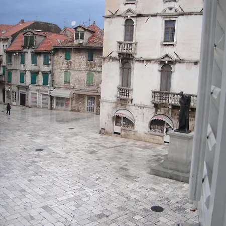 Palace Heritage Apartment Split