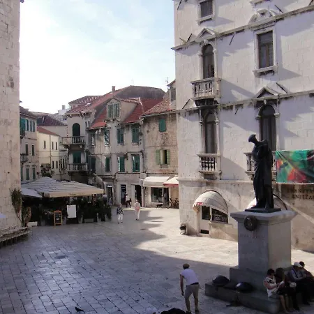 Palace Heritage Apartment
