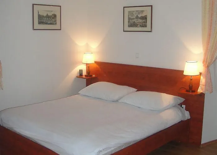 アパート Palace Heritage スプリト