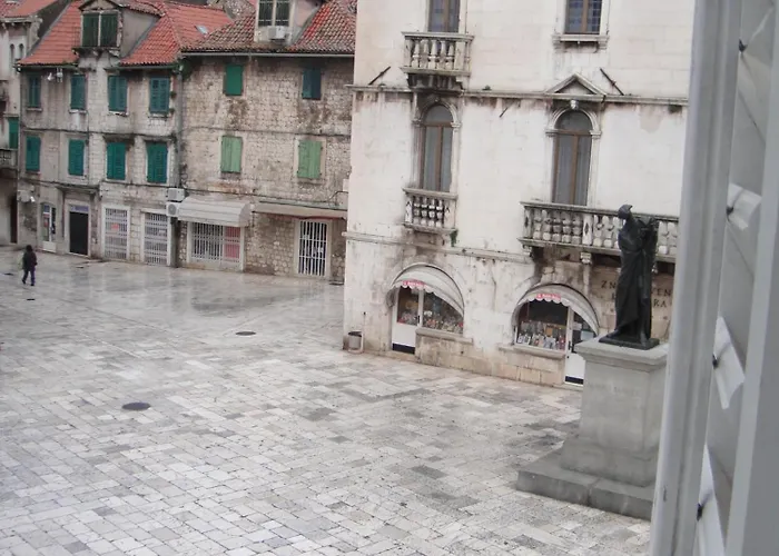 Palace Heritage Apartment Split